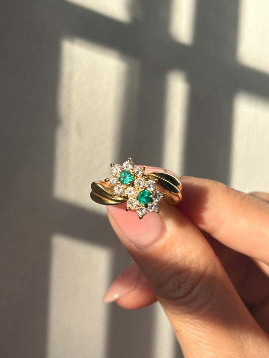 Vintage 18k Diamond and Emerald Twin Flowers Ring: US Size 7