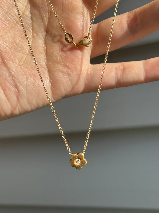 Dainty Vintage 18k Flower Pendant Chain: Diamond Center