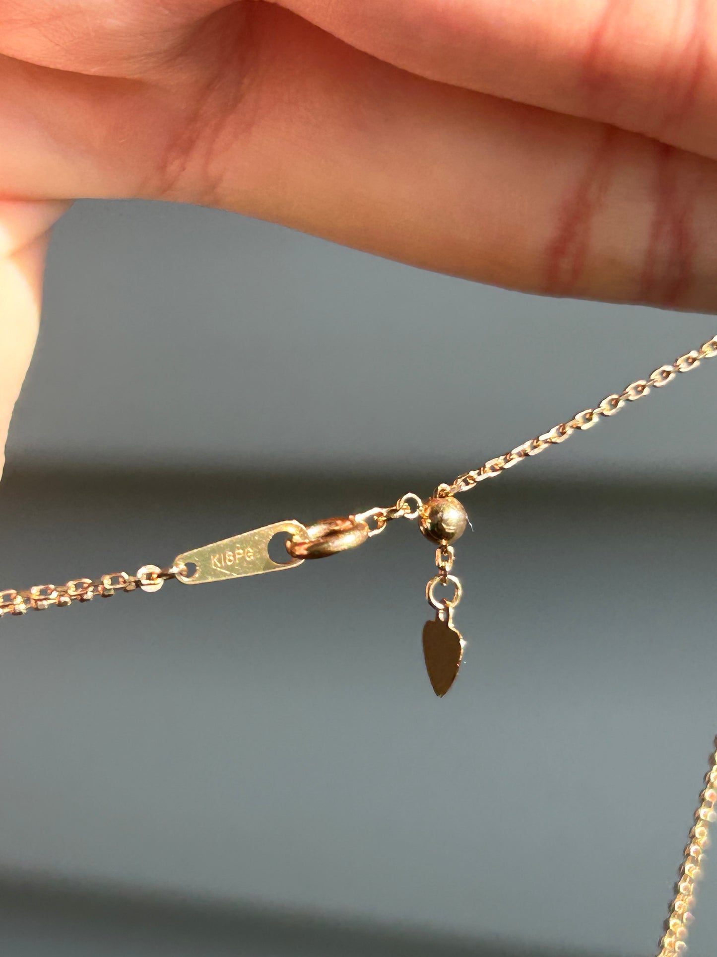 Vintage 18k Rose Gold Multi Diamonds Flower Pendant Chain