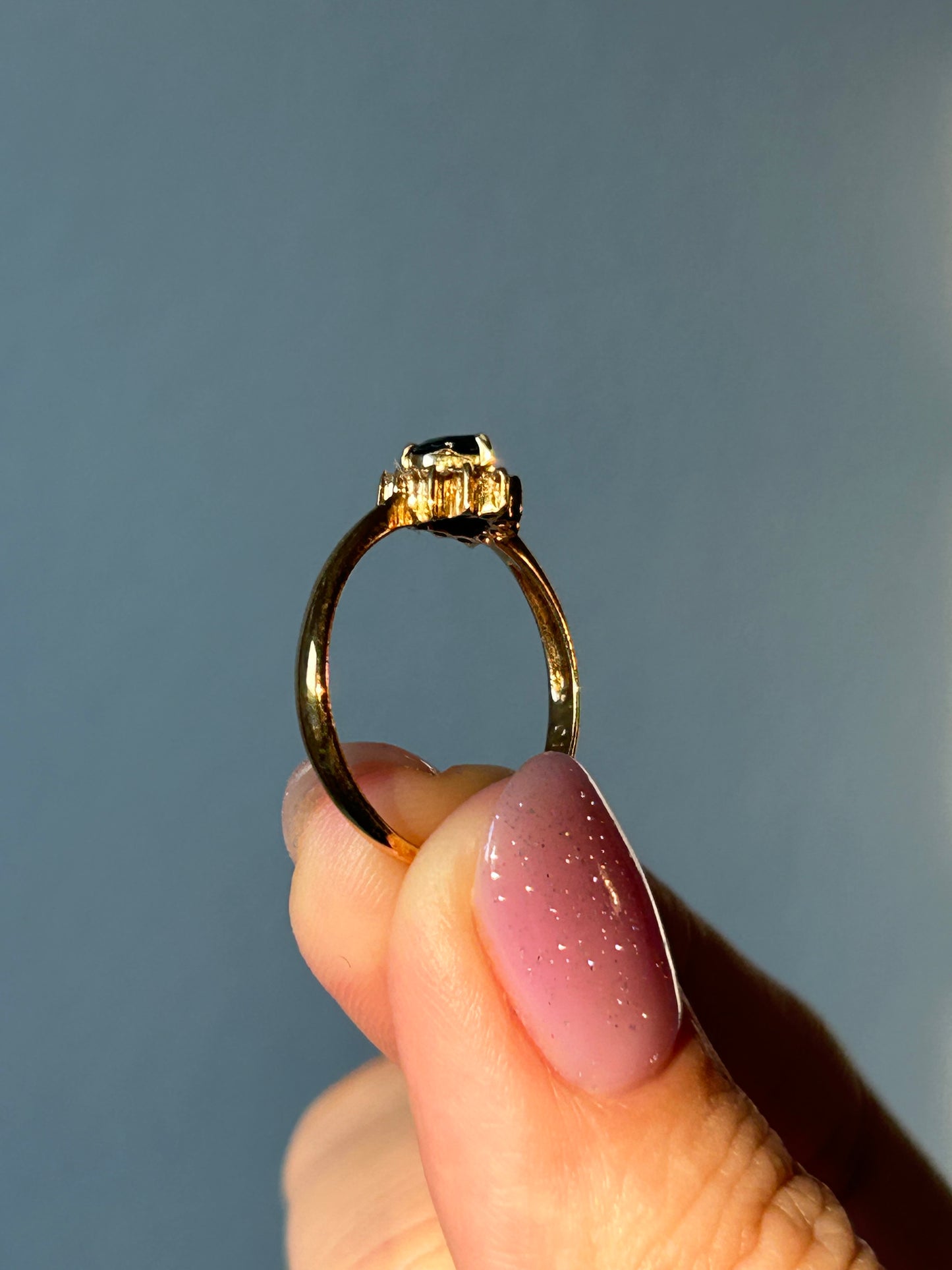 Vintage 18k Heart Sapphire Ring: Diamond Halo, Size 6
