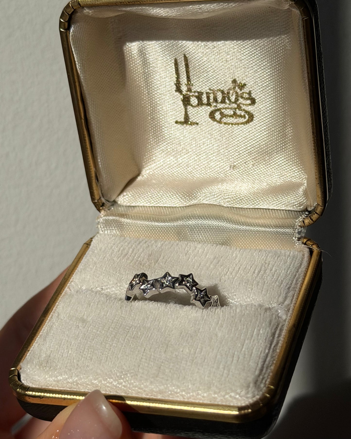 Modern Estate 18k White Gold Diamond Star Wavy Stacking Band