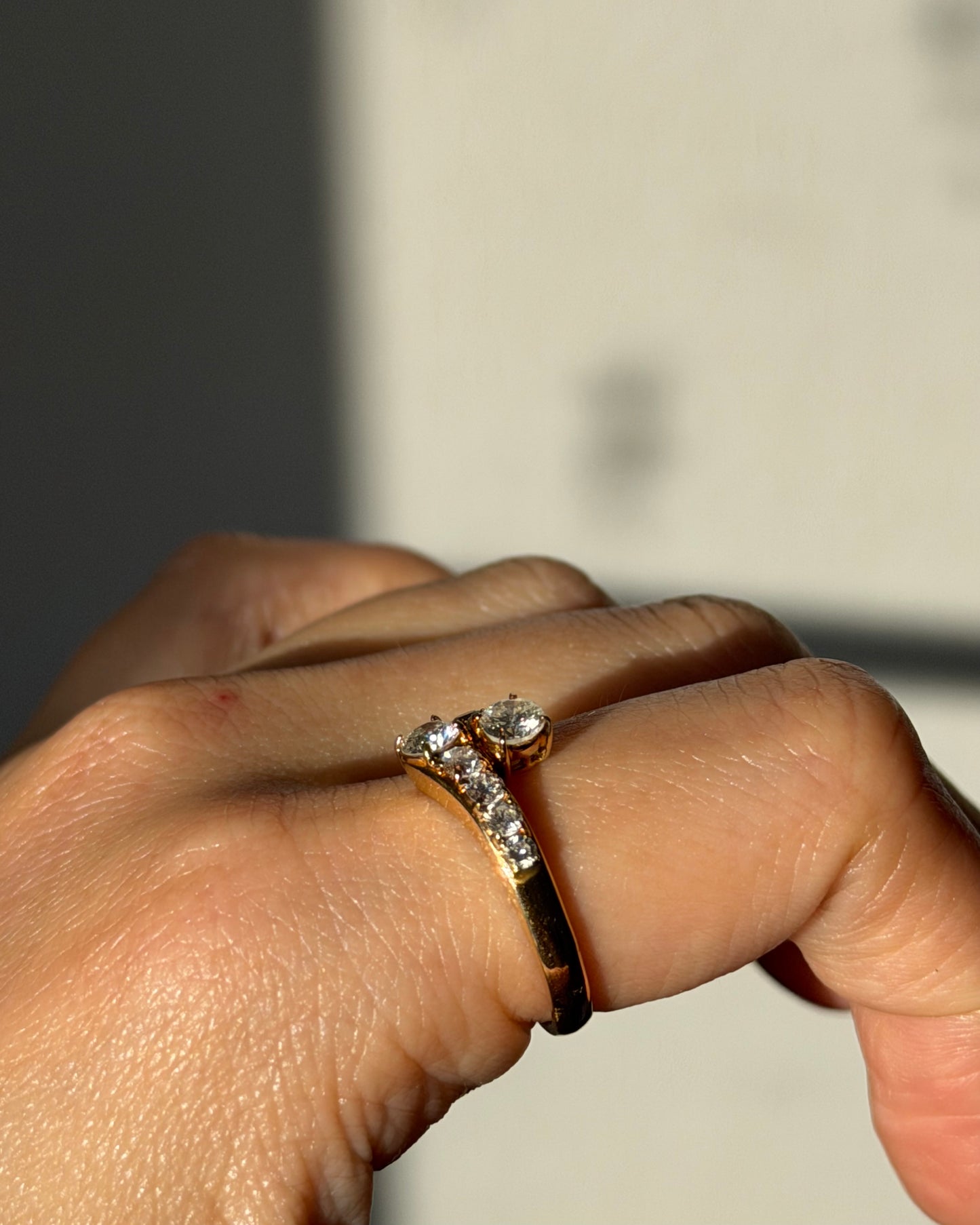 Vintage 18k Gold Graduating Sized Diamond Bypass Ring