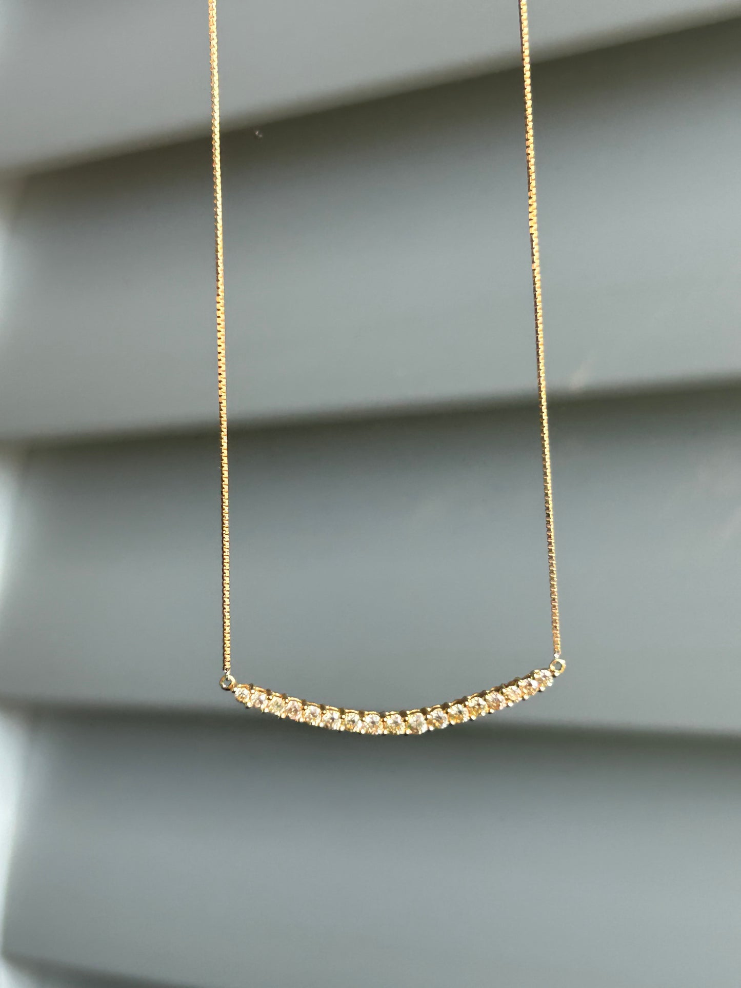 Vintage 18k Champagne Diamond Curved Pendant Chain