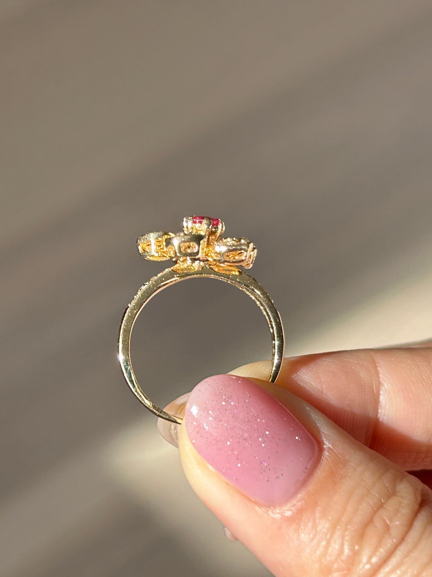 Vintage 18k Cherry Blossom Flower Ring: Size 6.75