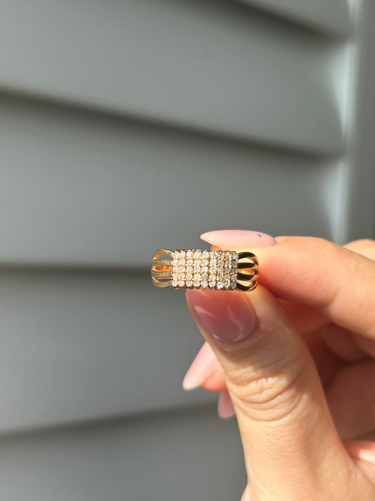 Vintage 18k Yellow Gold Diamond Grid Ring: US Size 7.5, 0.9 ct Diamonds