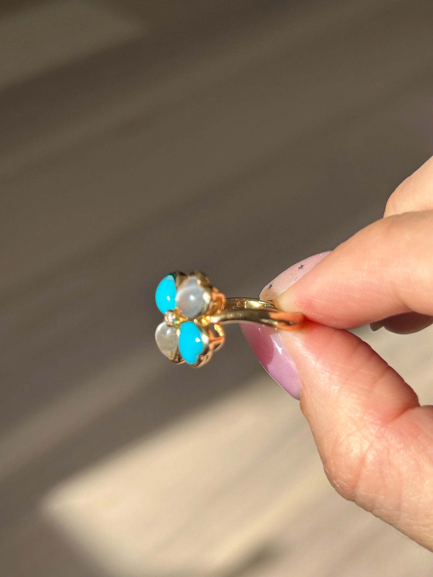 Vintage 18k Moonstone and Turquoise Four-Leaf Clover Ring