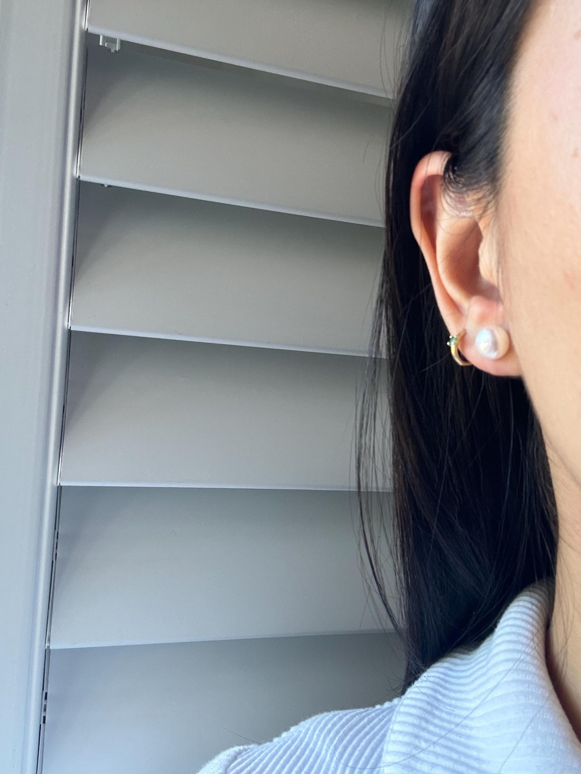 14k Solid Gold Pearl Studs: Pink Undertone Freshwater Pearls