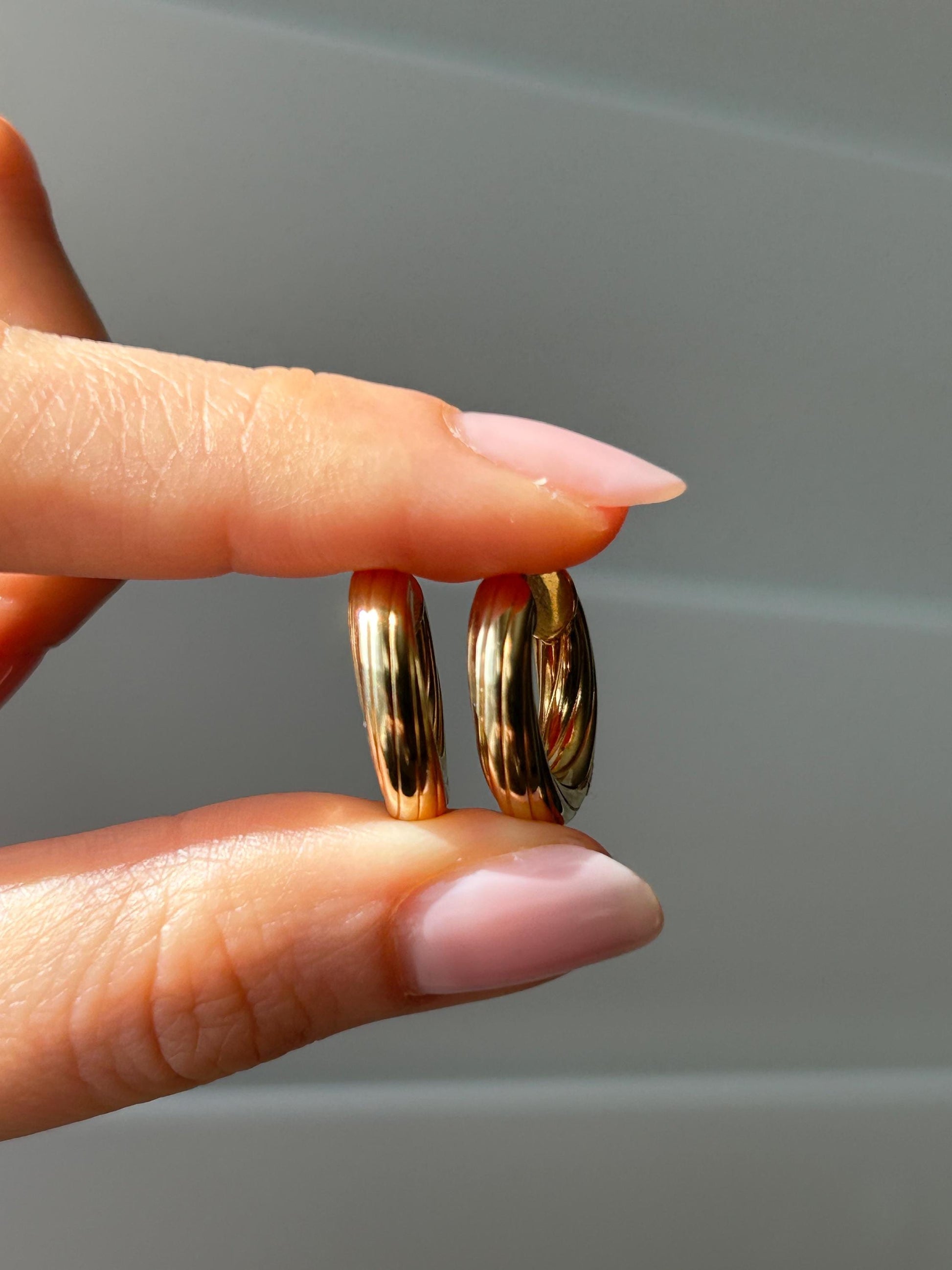 10k Solid Yellow Gold Small Chubby Hoop Earrings, Ribbed Hoops, Rope Hoops, Chunky Gold Hoops, Fluted Hoops Earrings, Chubby Gold Hoops