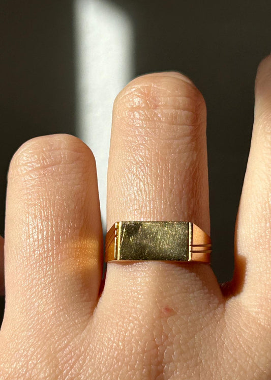 Vintage 18k Solid Yellow Gold Rectangular Signet Ring - Size 6