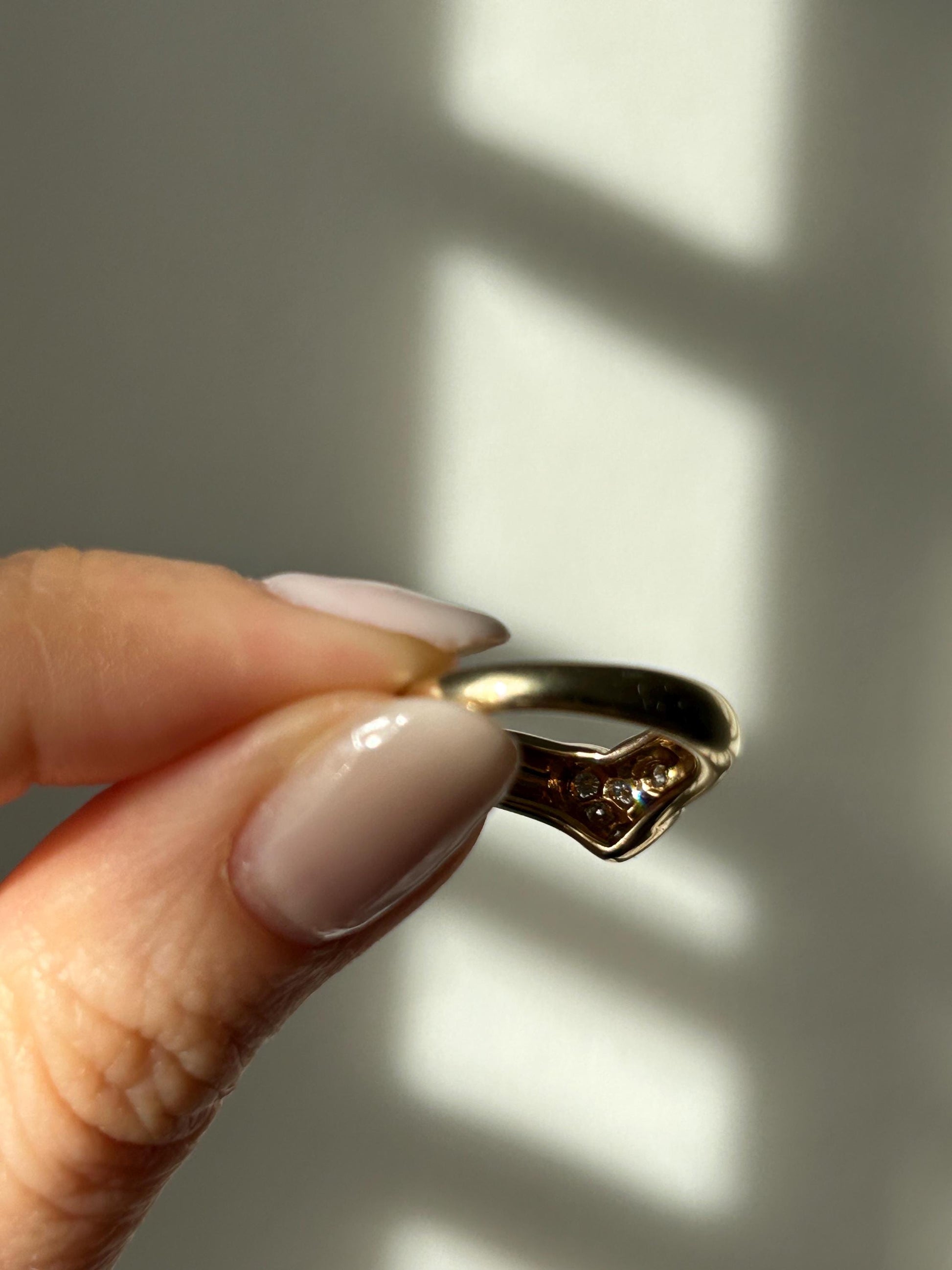 Vintage Tiffany & Co 18k Solid Yellow Gold Diamond Ring, Tiffany Friendship Ring, Diamond Heart Ring, Size 4.5-4.75