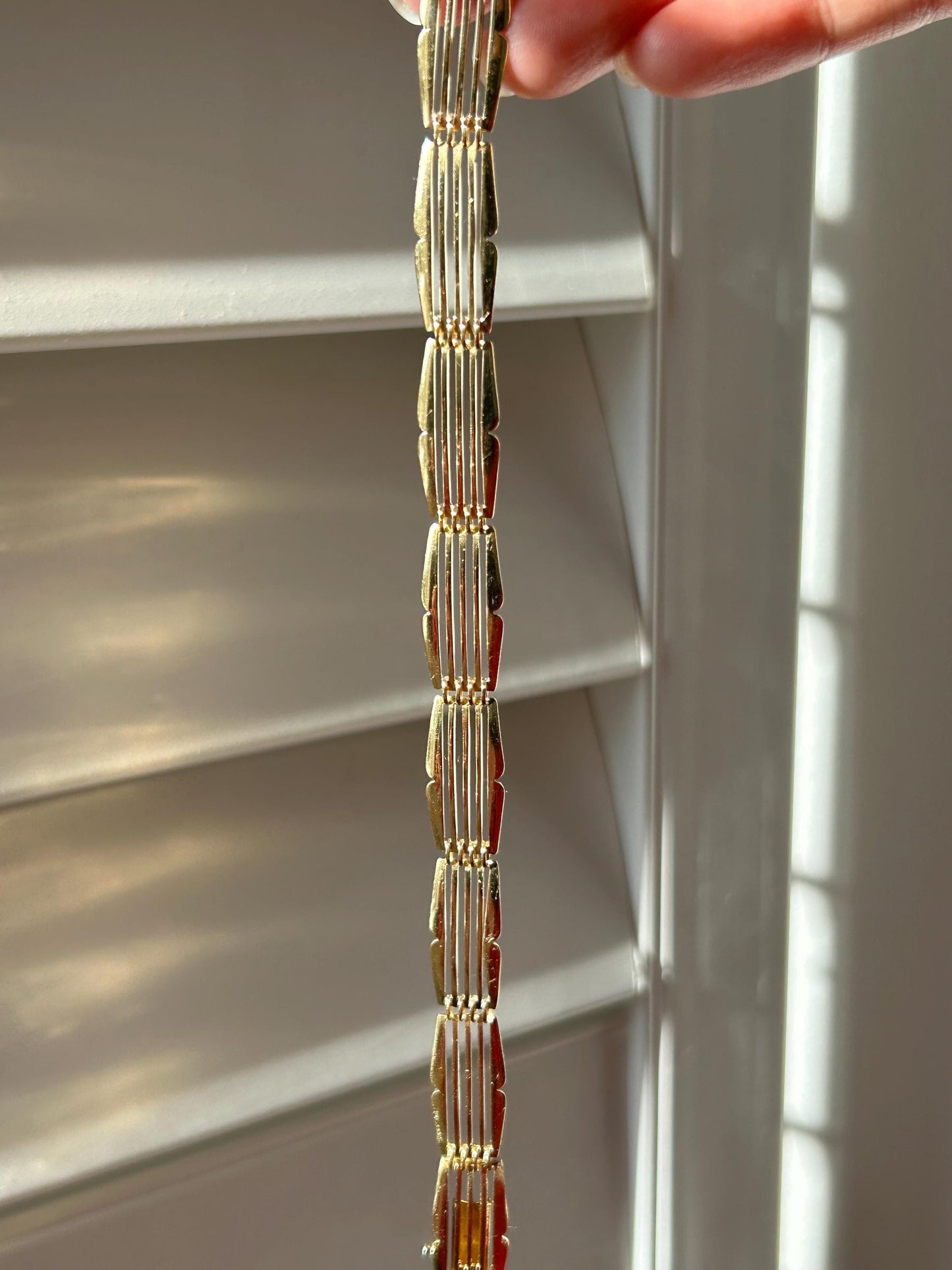 Vintage Art Deco Revival French 18k Yellow Gold Gate Bracelet: Parisian Jewelry
