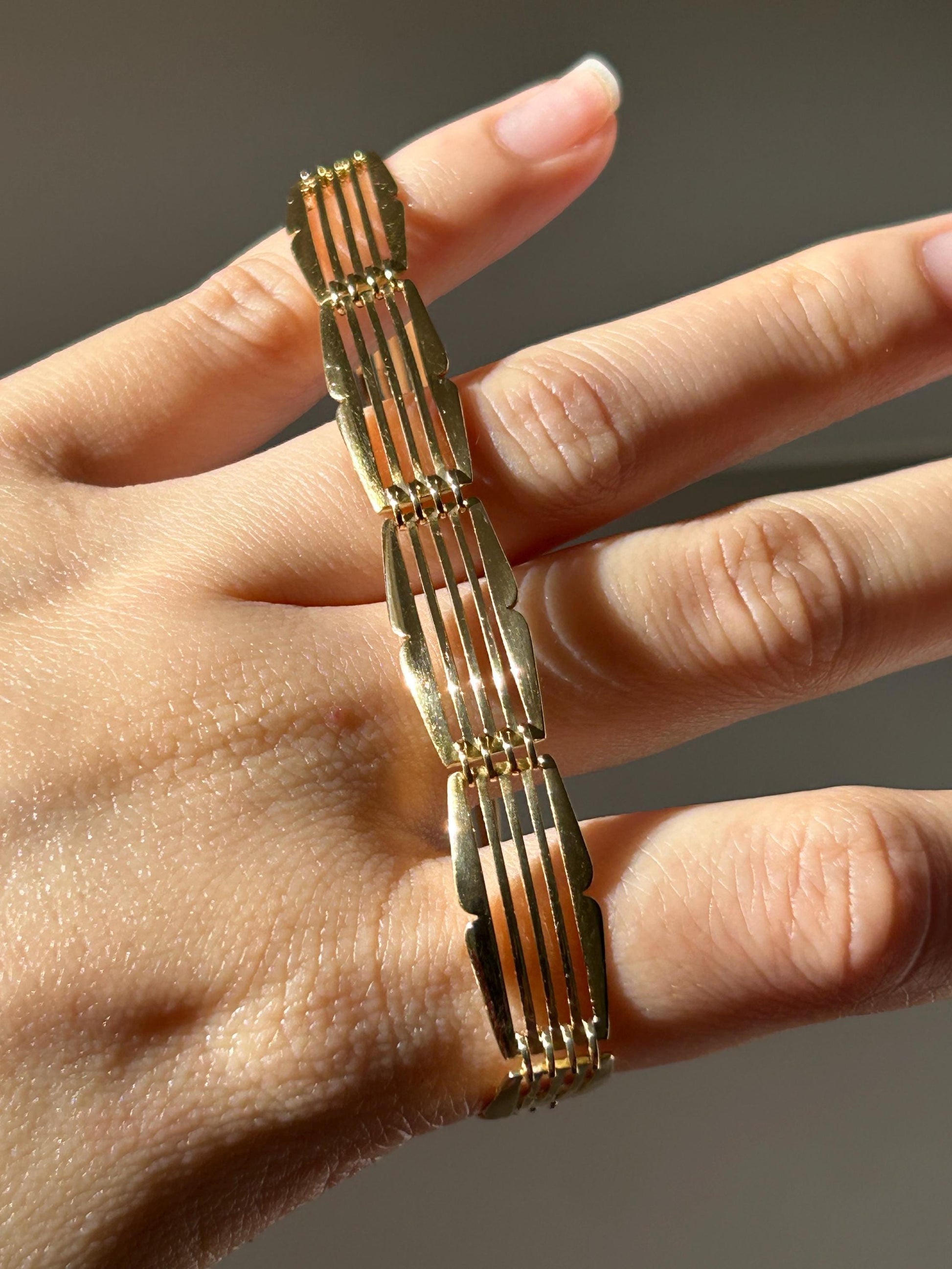 Vintage Art Deco Revival French 18k Yellow Gold Gate Bracelet: Parisian Jewelry