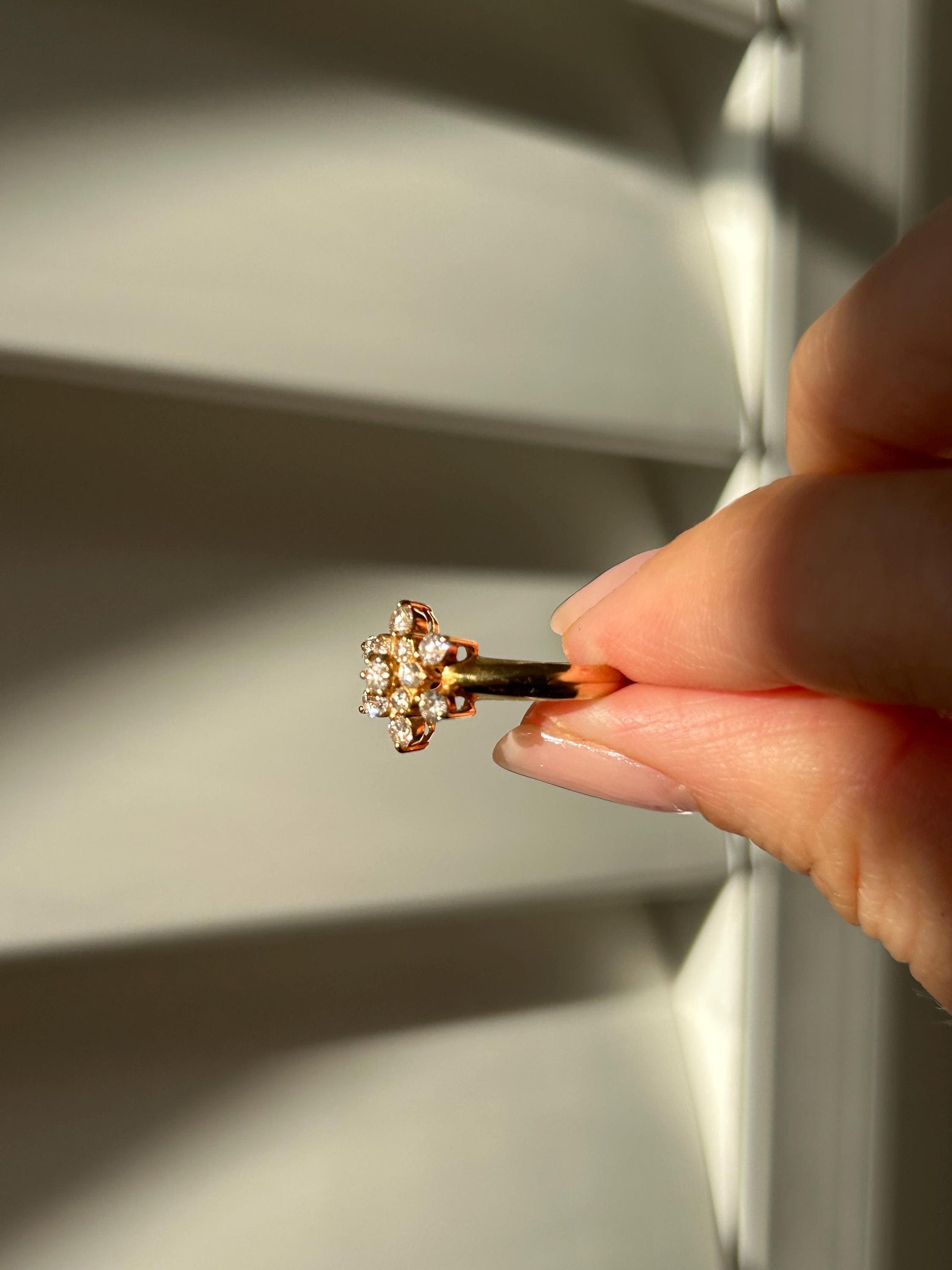 Vintage 18k Yellow Gold Diamond Snowflake Ring: US Size 5, 0.5 ct Diamonds