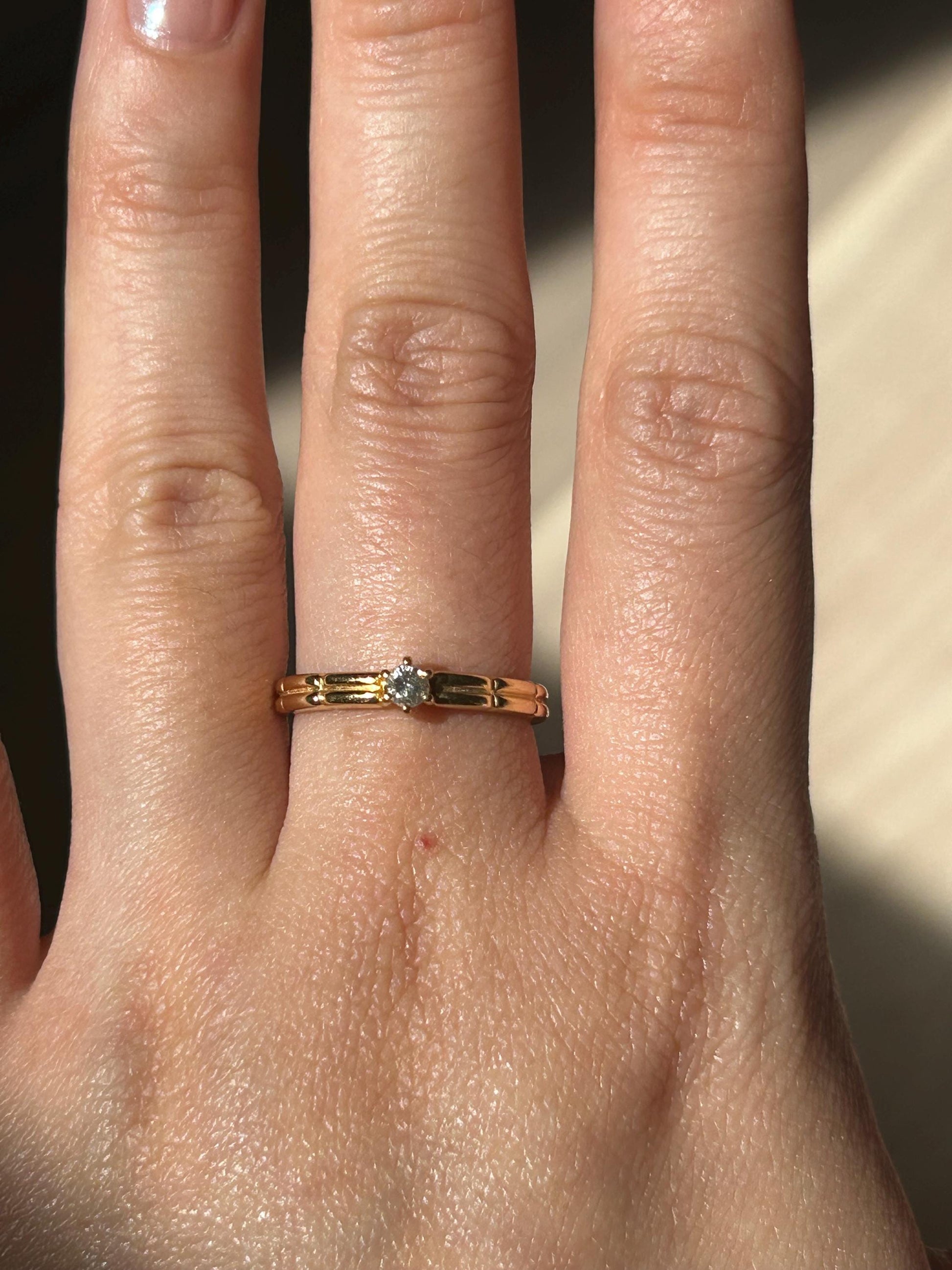 Vintage 18k Yellow Gold Diamond Solitaire Ring - US Size 6