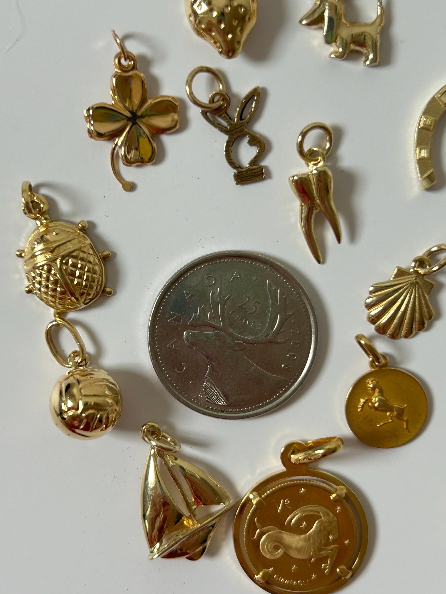 Vintage 18k Yellow Gold Volleyball Charm - French Hallmarks