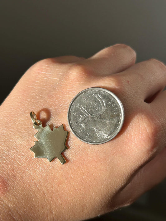 10k Yellow Gold Canada Maple Leaf Pendant Charm