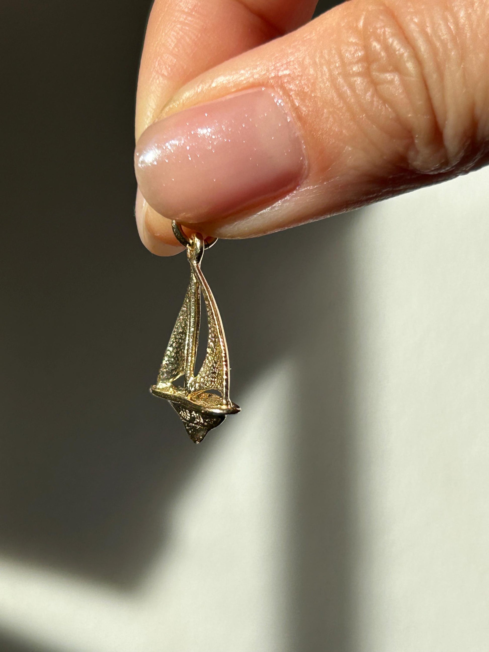 10k Yellow Gold Sailboat Charm