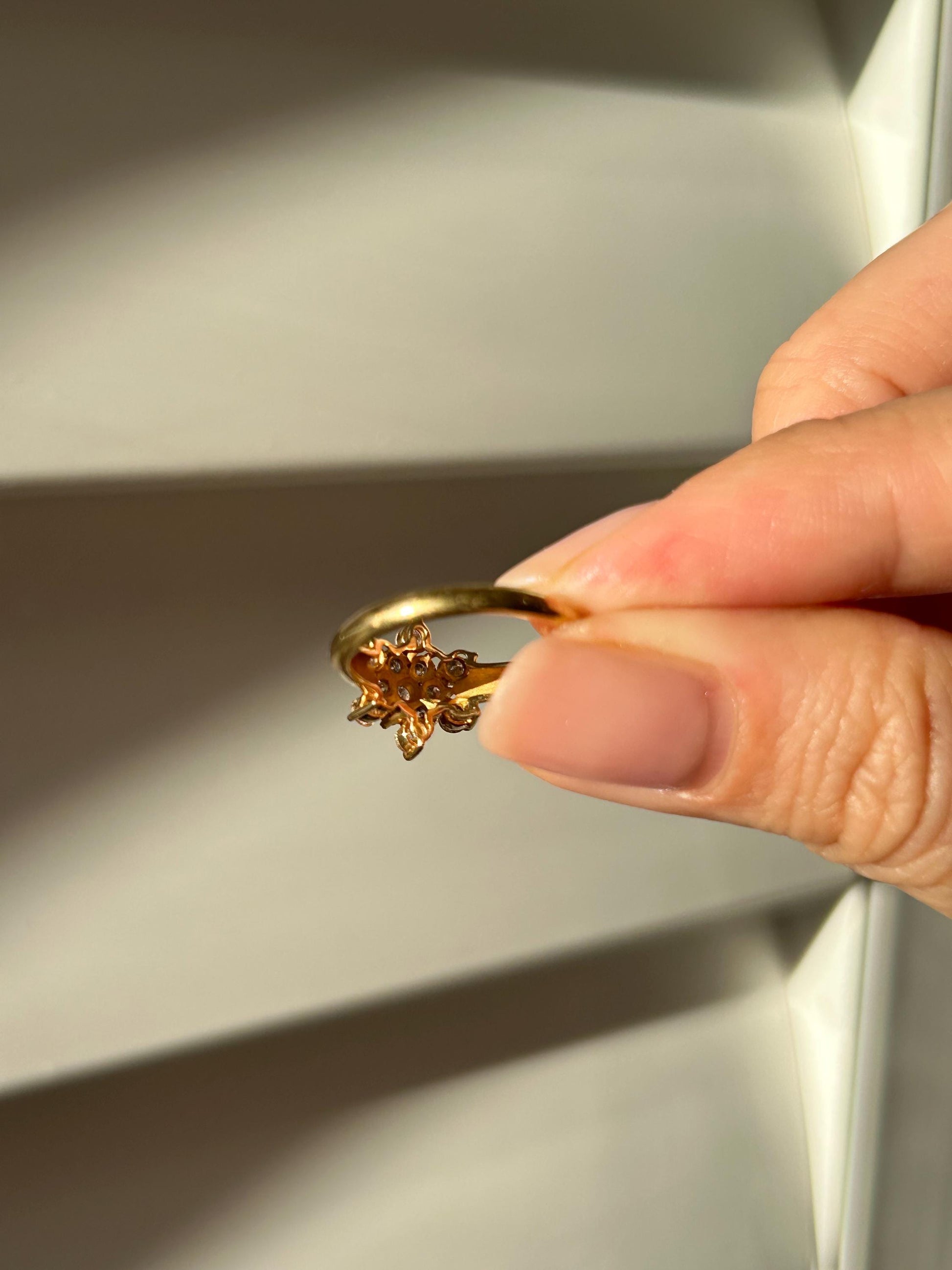 Vintage 18k Yellow Gold Diamond Snowflake Ring: US Size 5, 0.5 ct Diamonds
