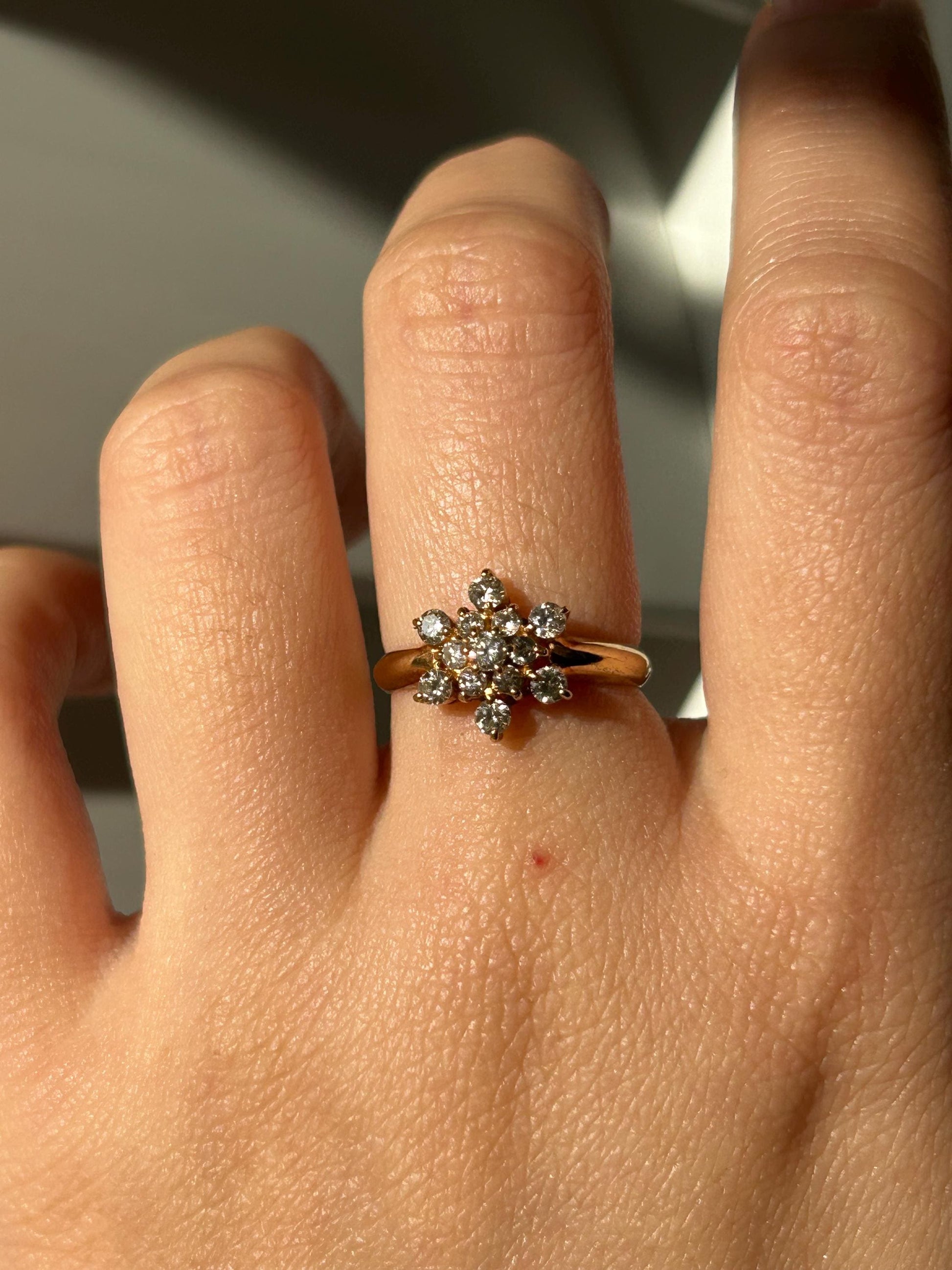 Vintage 18k Yellow Gold Diamond Snowflake Ring: US Size 5, 0.5 ct Diamonds