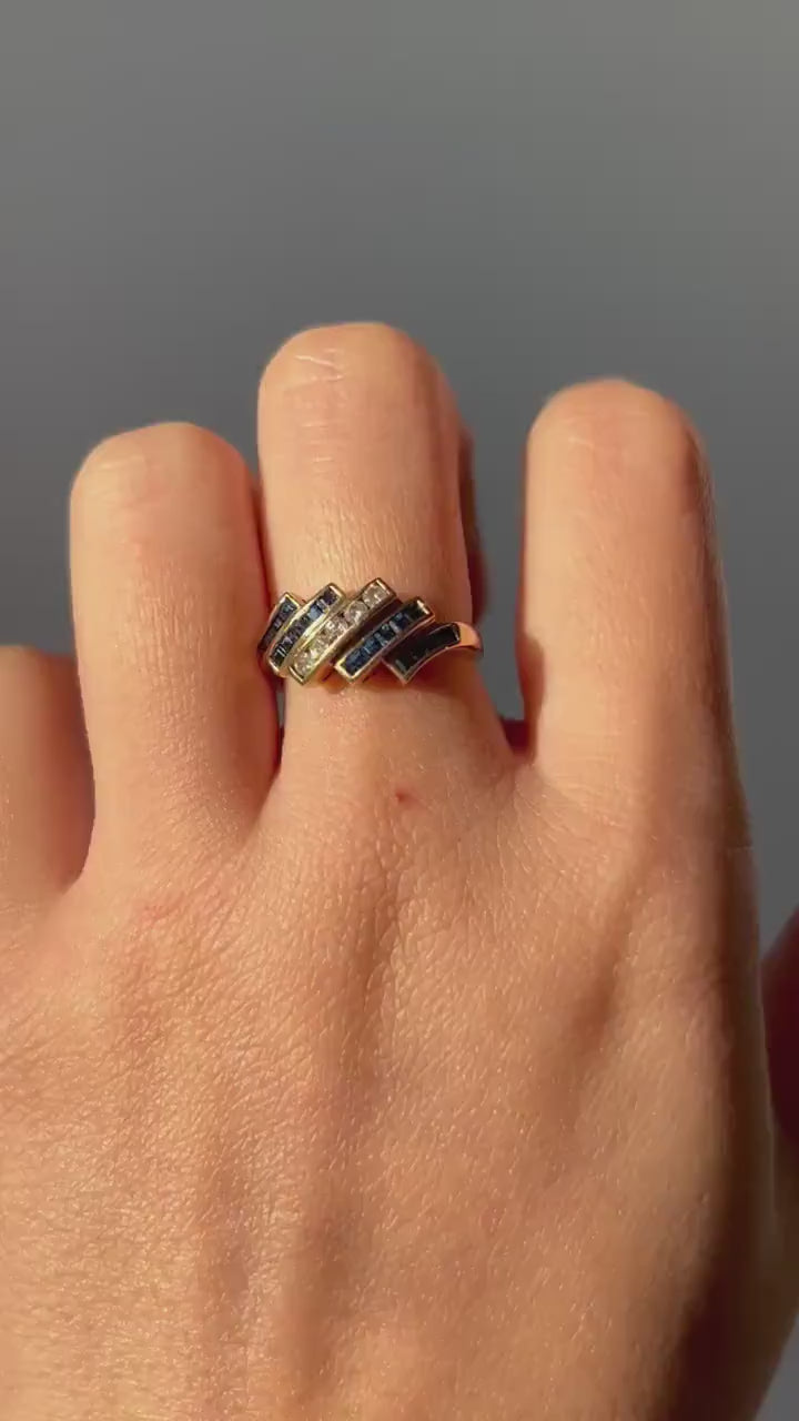 Vintage Art Deco Inspired 18k Gold Diamond & Sapphire Ring - Geometric Zig Zag Design