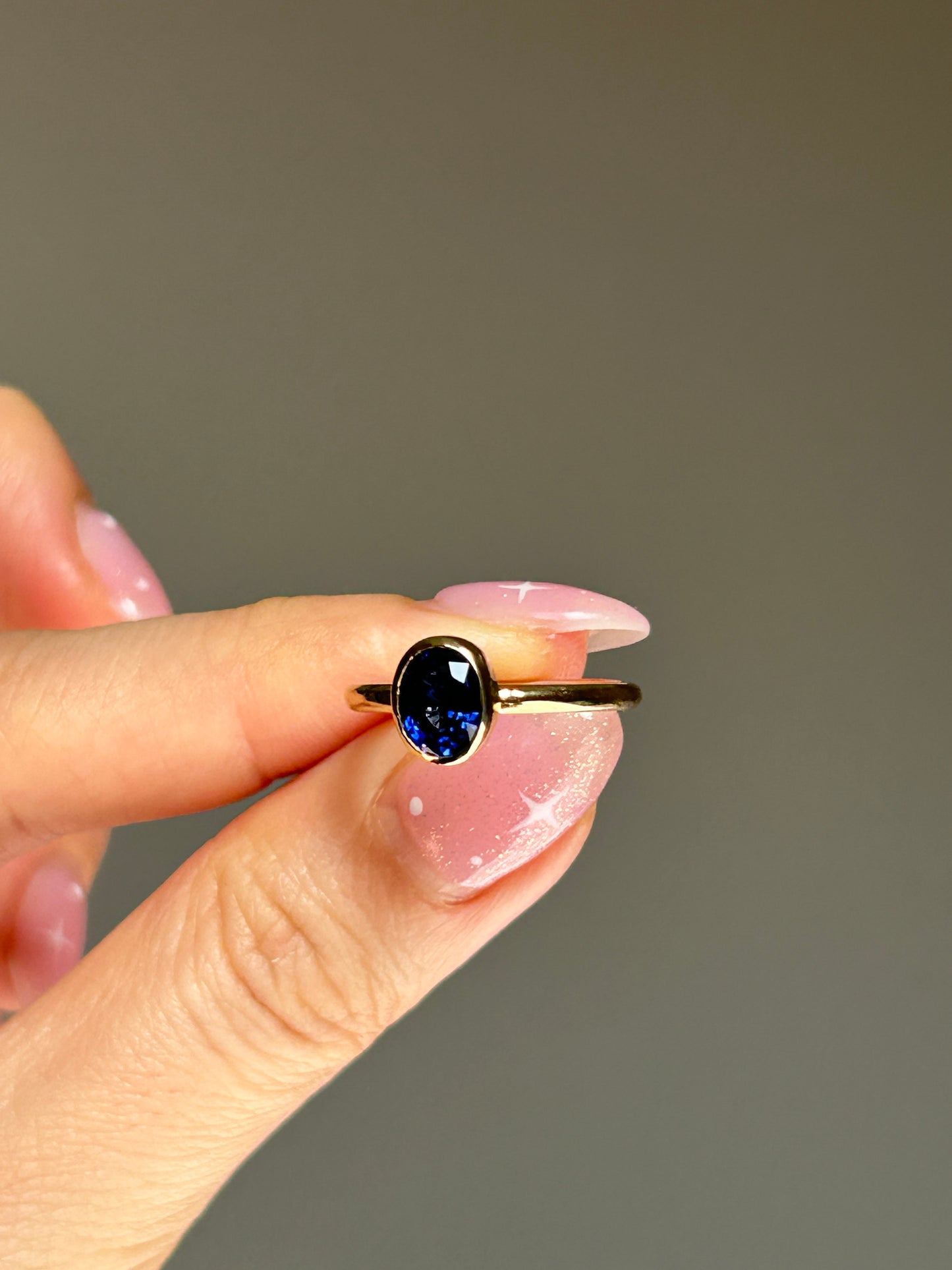 Modern 18k Gold Bezel Set Deep Blue Sapphire Ring