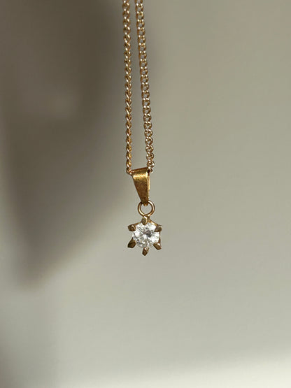 Vintage 14k Gold 0.2 ct Diamond Solitaire Pendant