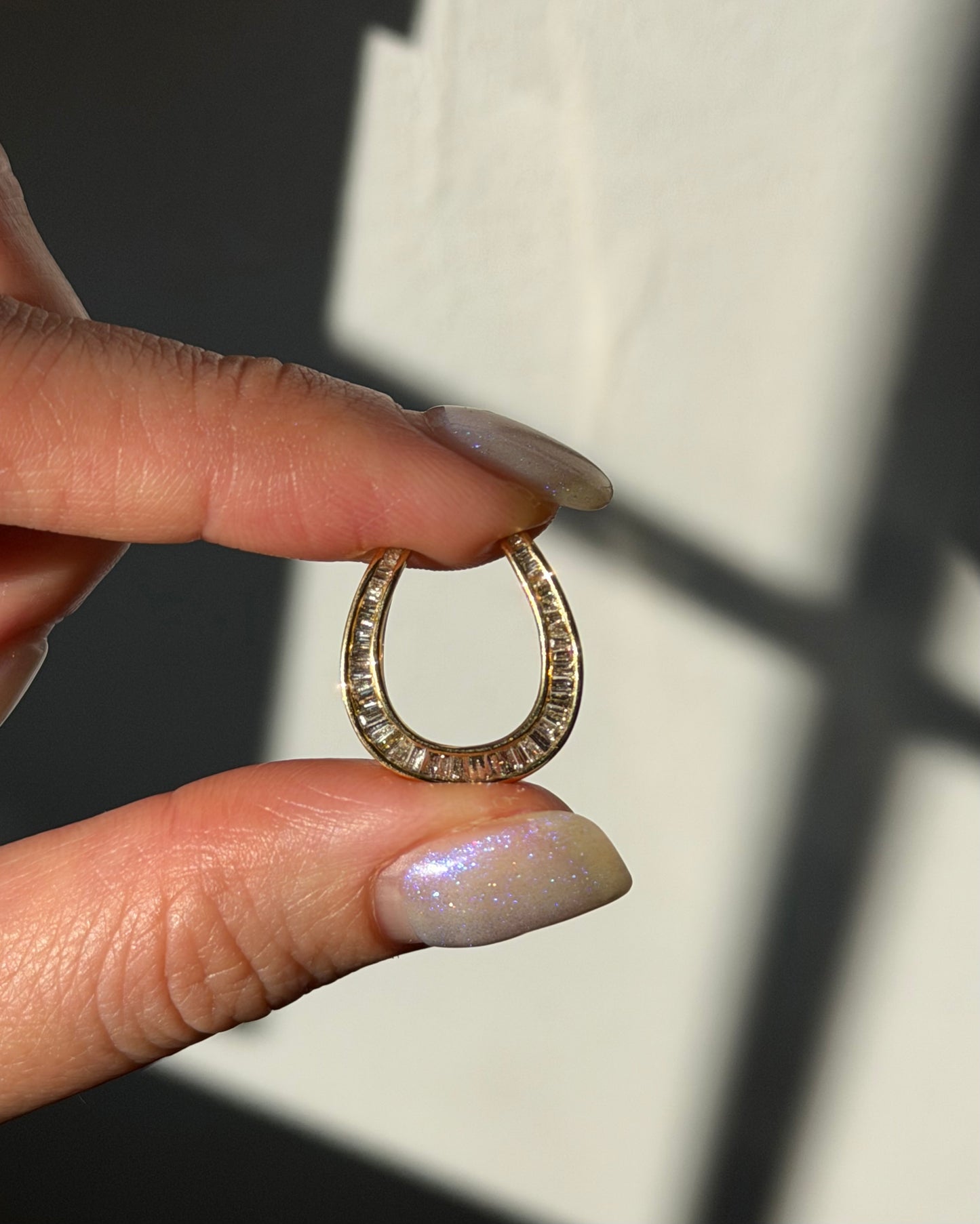 Vintage 18k Gold Baguette Diamond Horseshoe Pendant