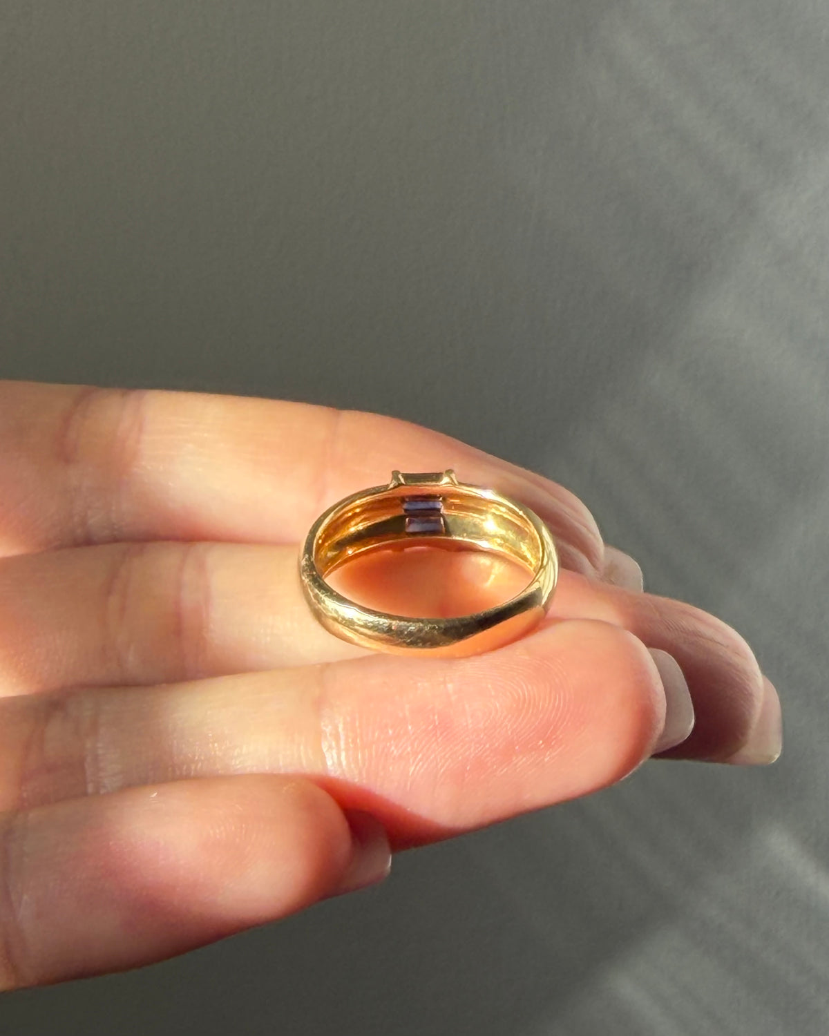 Vintage 18k Gold Tiffany & Co Blue Sapphire Baguette Dome Ring
