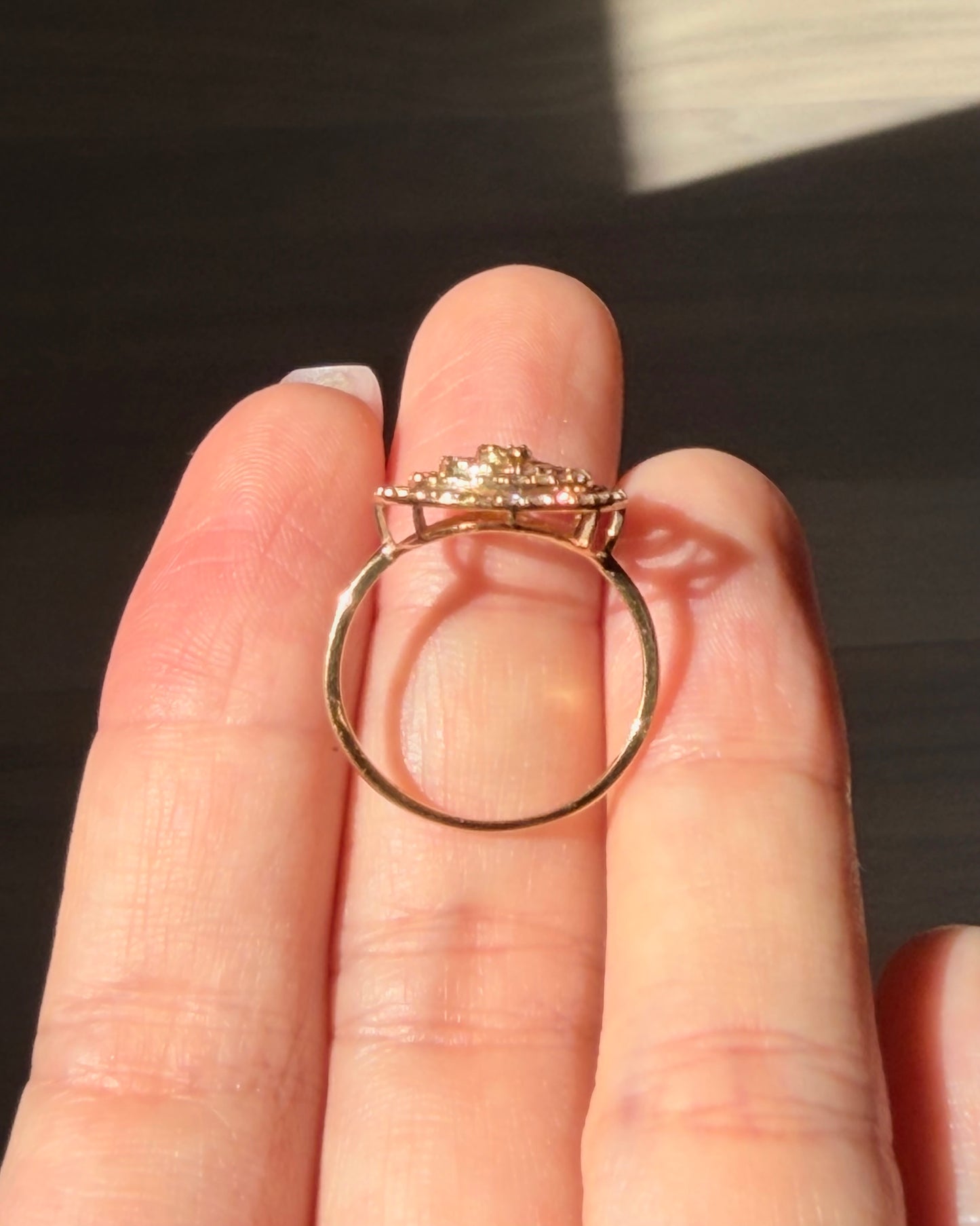 Vintage 18k Gold Spiral Diamond Ring