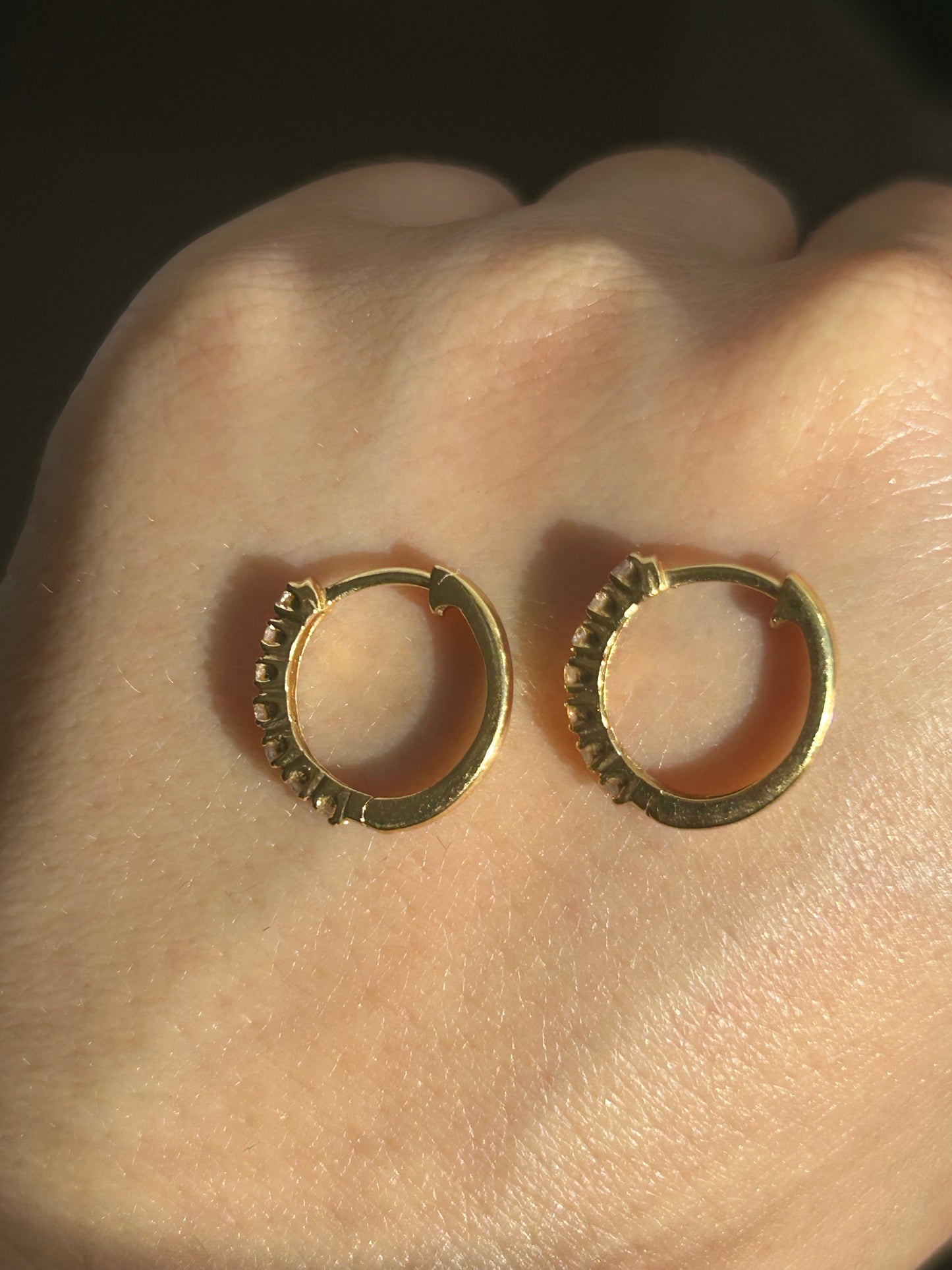 Vintage 18k Diamond Huggie Hoop Earrings