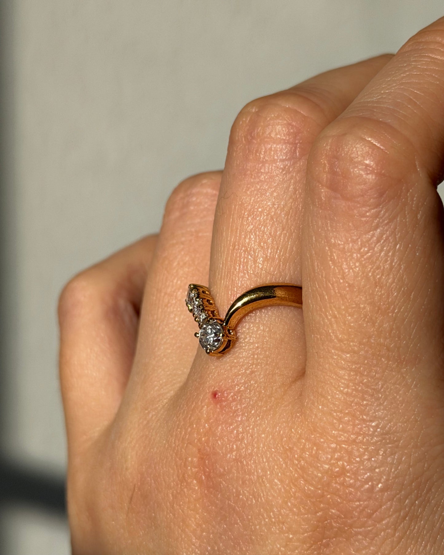 Vintage 18k Gold Asymmetric Diamond Chevron V-Shaped Ring