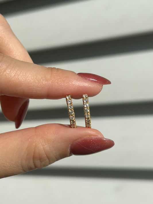 Vintage 18k Diamond Huggie Hoop Earrings