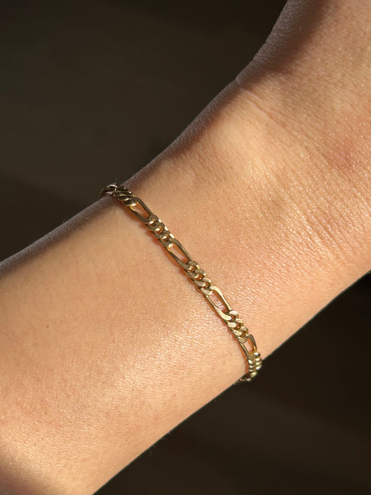 Vintage 18k Gold Figaro Link Bracelet