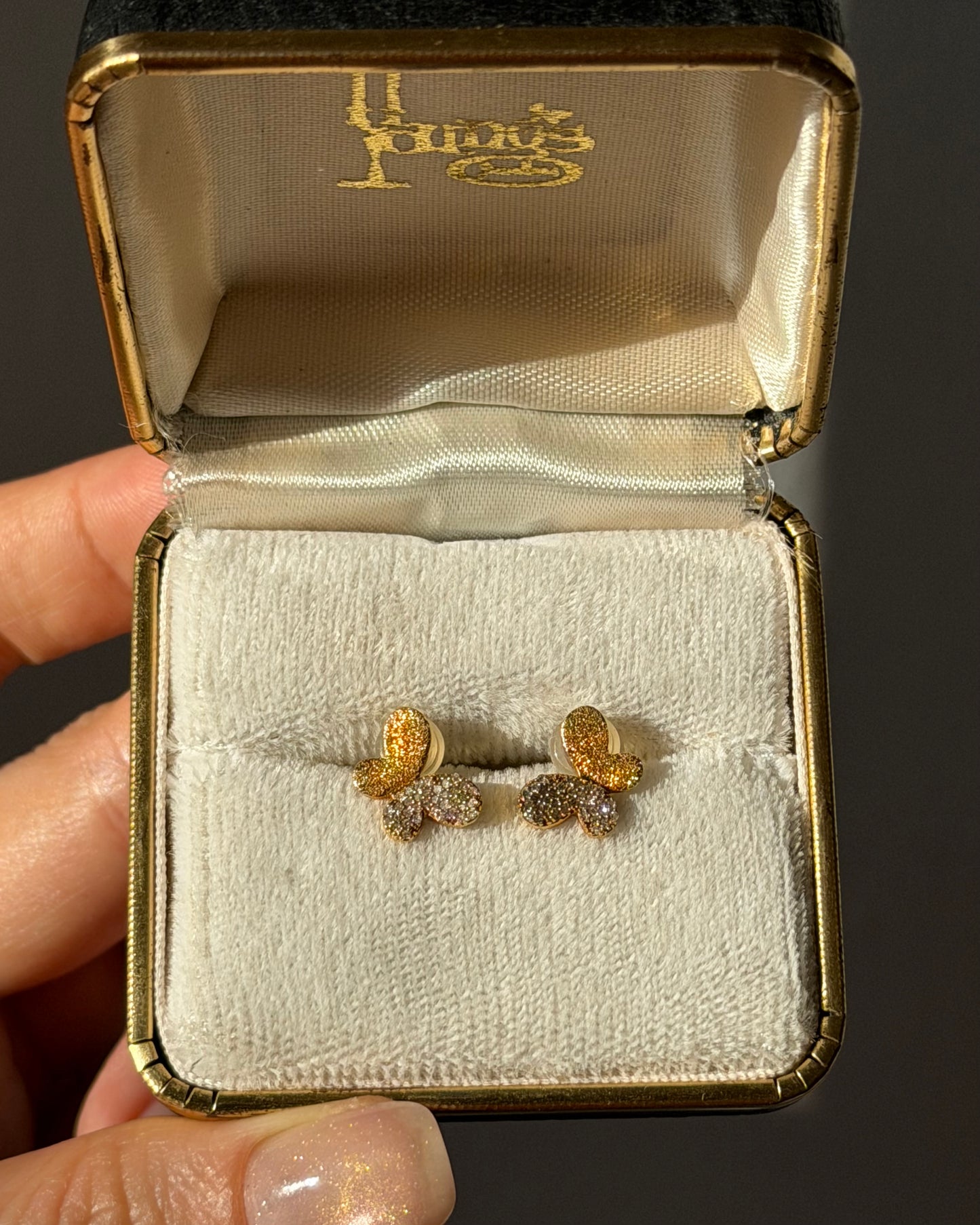Vintage 18k Gold Pave Diamond Butterfly Stud Earrings