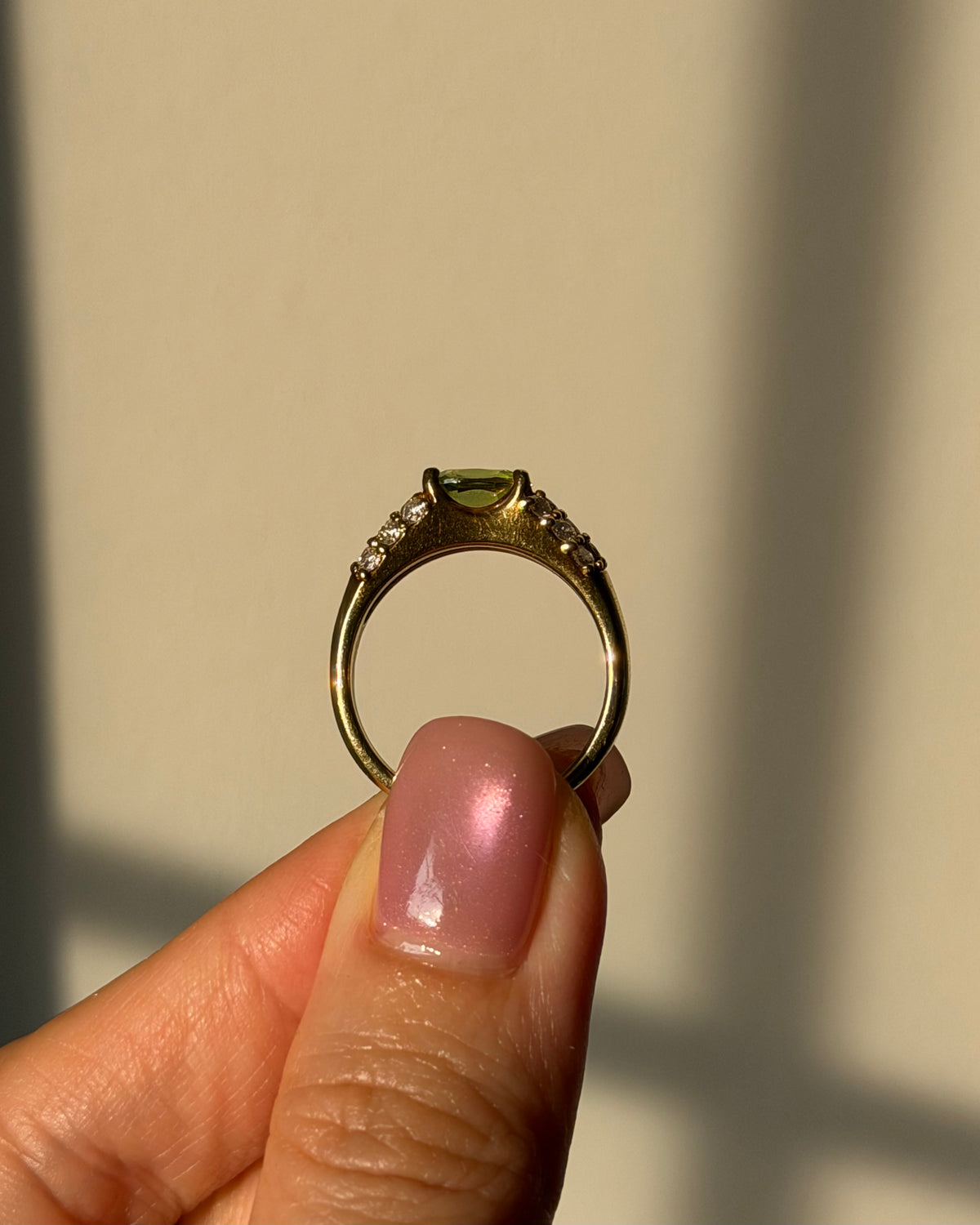 Vintage 18k East-West Set Peridot Diamond Pave Ring