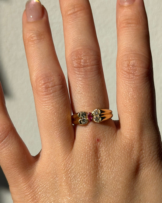 Vintage 18k Gold Diamond and Ruby Butterfly Ring