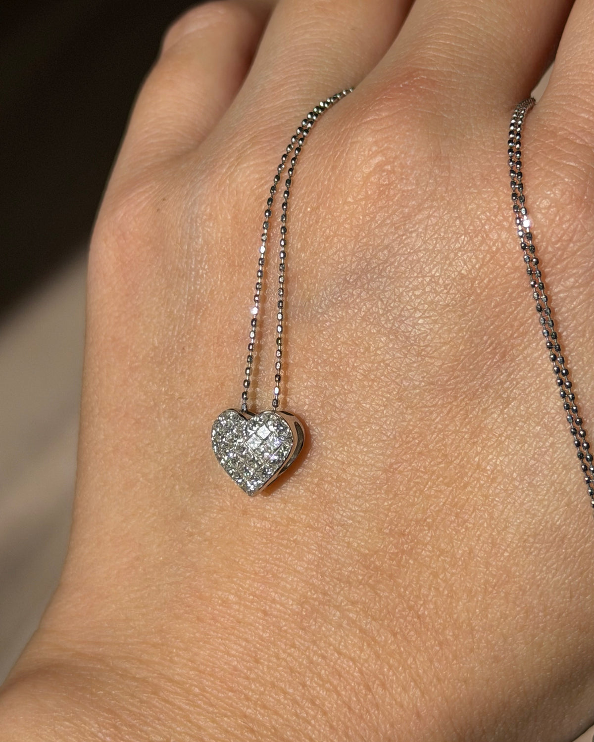 Vintage 18k White Gold Invisible Set Diamond Heart Necklace