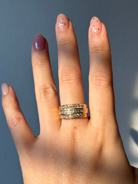 Vintage 18k Diamond Triple Row Ring: US Size 7