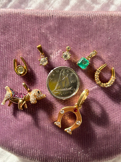 Vintage 18k Gold Center Yellow Diamond Horseshoe Pendant Charm