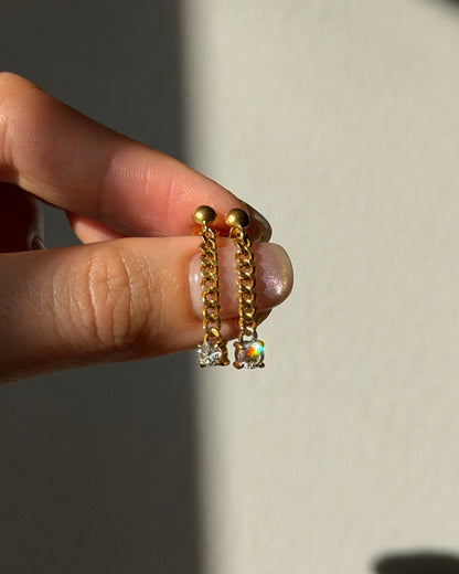 Vintage 18k Gold Diamond Drop Chain Earrings
