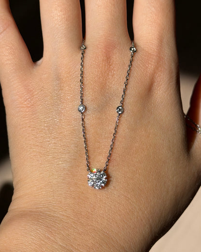 Vintage 18k White Gold Center Flower Diamond Station Chain