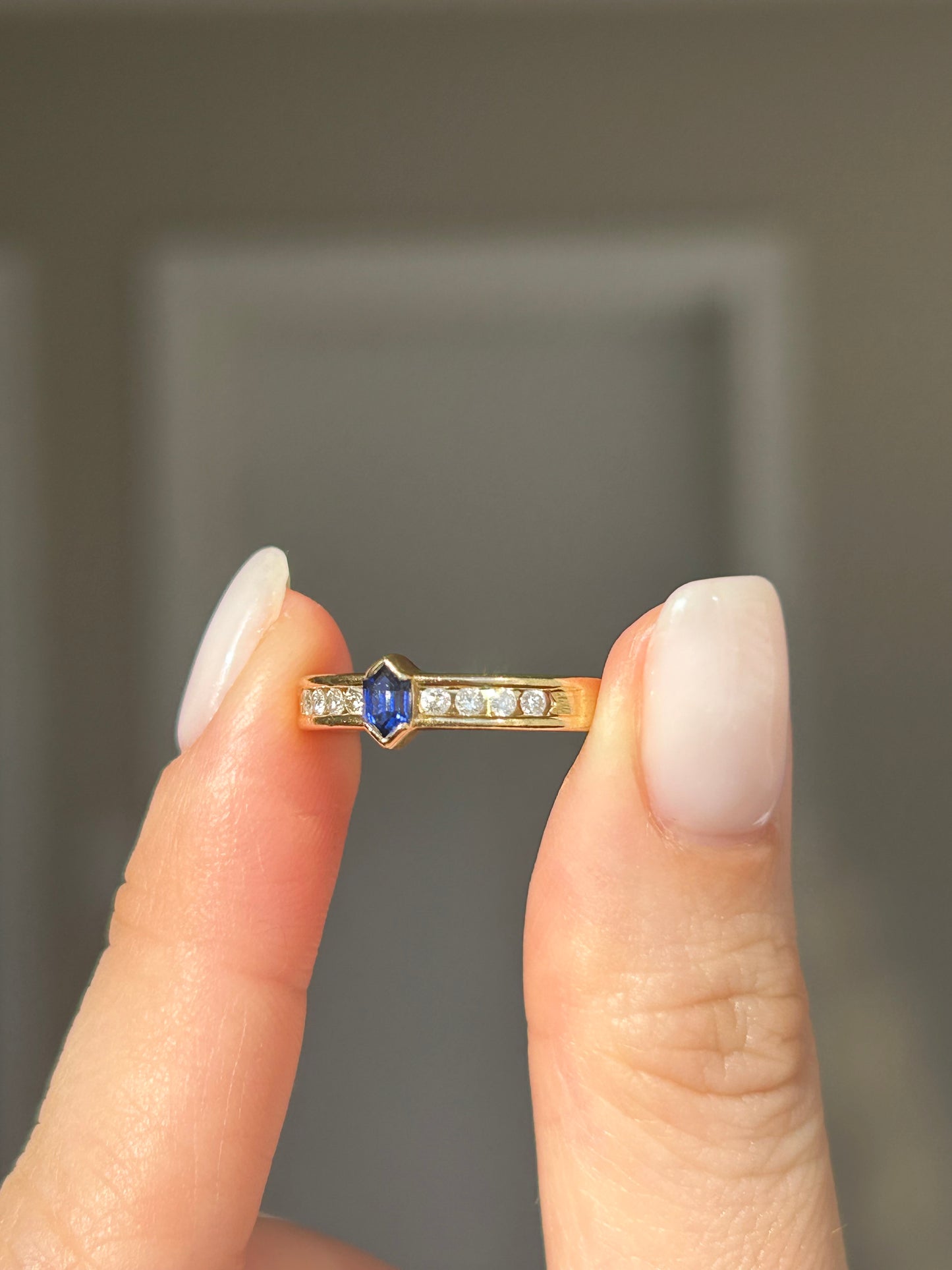 Vintage 18k Shield Step Cut Blue Sapphire Ring with Channel Set Diamonds