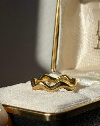 Vintage Circa 1980s 18k Gold T & Co Paloma Picasso Zig Zag Ring