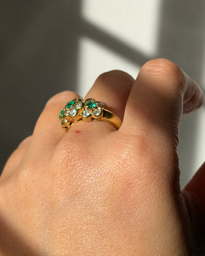 Vintage 18k Gold Emerald and Diamond Three Flower Band