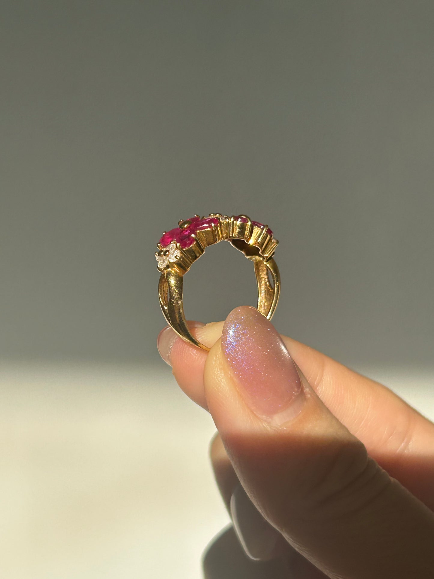 Vintage 18k Gold Double Ruby Flowers Ring: Size 6.25