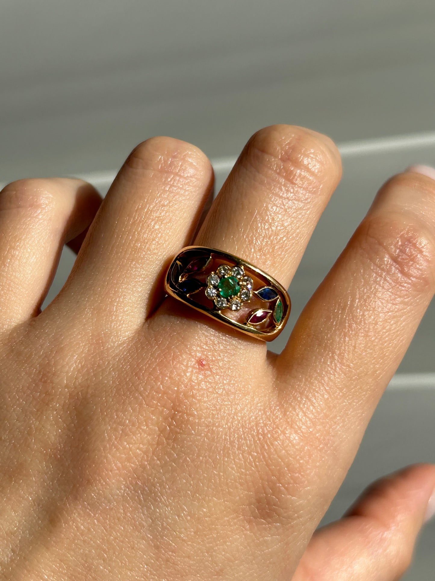 Vintage 18k Gold Givenchy Diamond and Gemstones Flower Ring