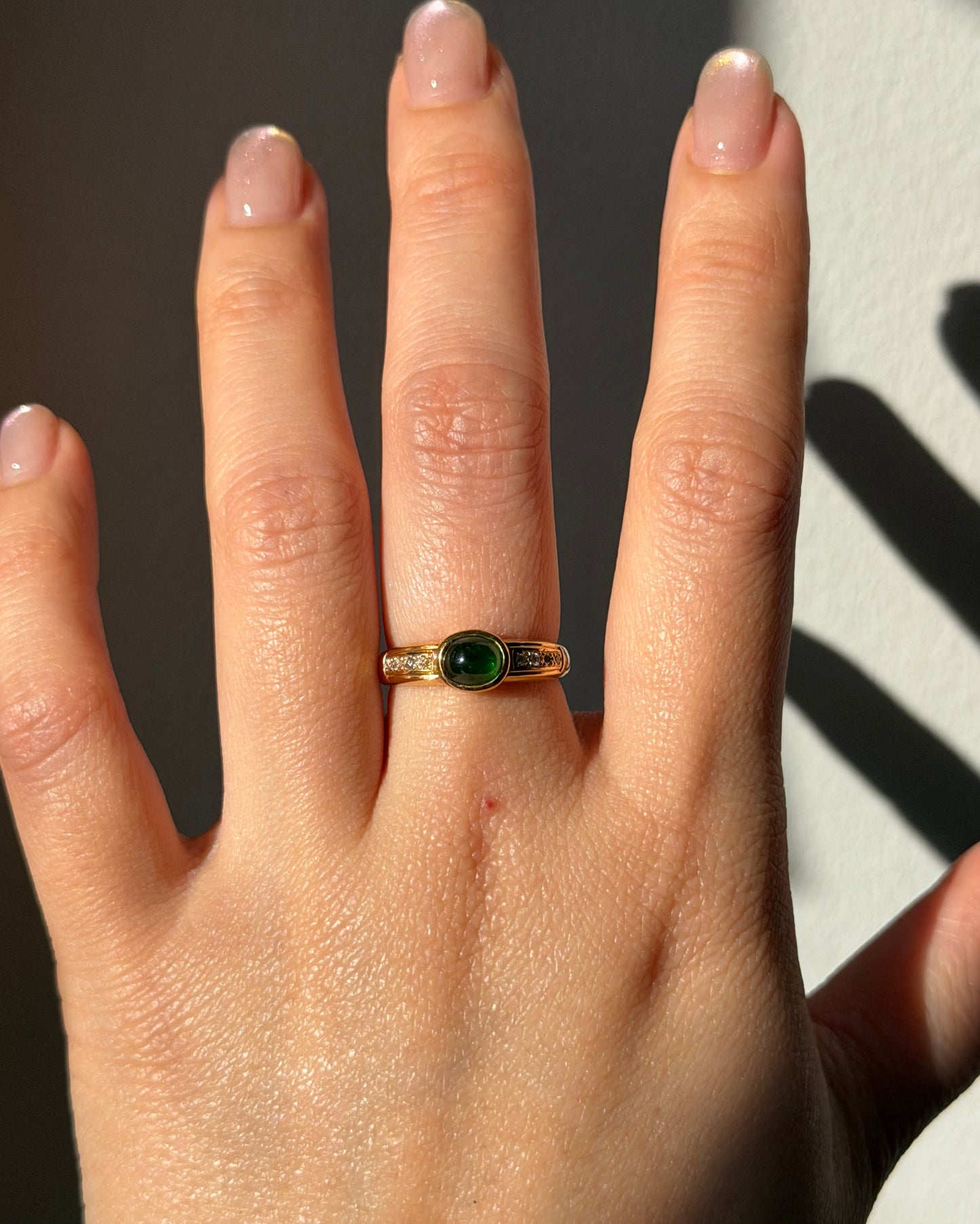 Vintage 18k Gold Bezel Set Green Garnet Cabochon Ring - Diamond Accents