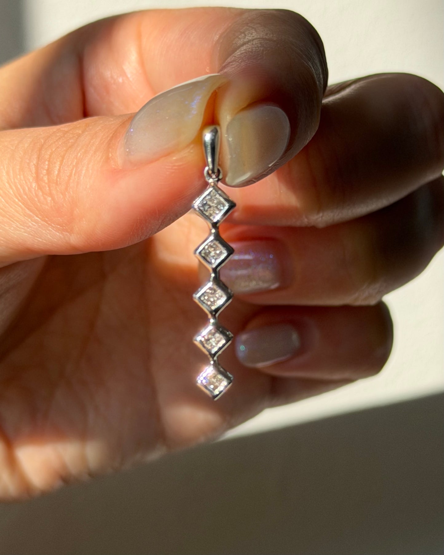 Vintage 18k White Gold Invisible Set Diamond Five-Motif Bar Pendant