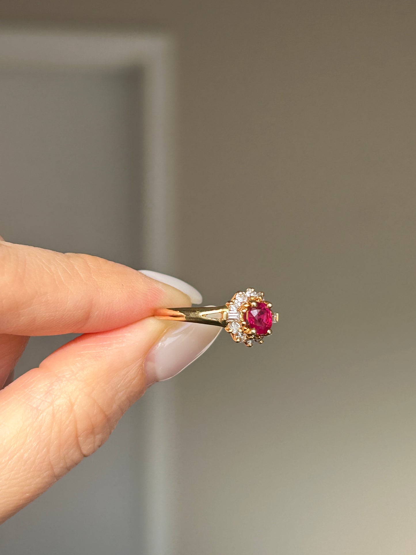 Vintage 18k Gold Center Ruby Diamond Halo Ring