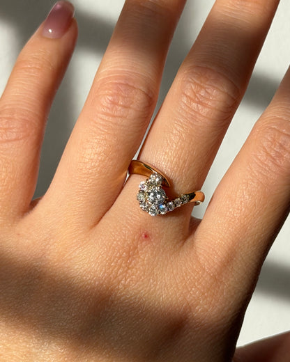 Vintage 18k Gold 0.73 CTW Diamond Swirly Ring